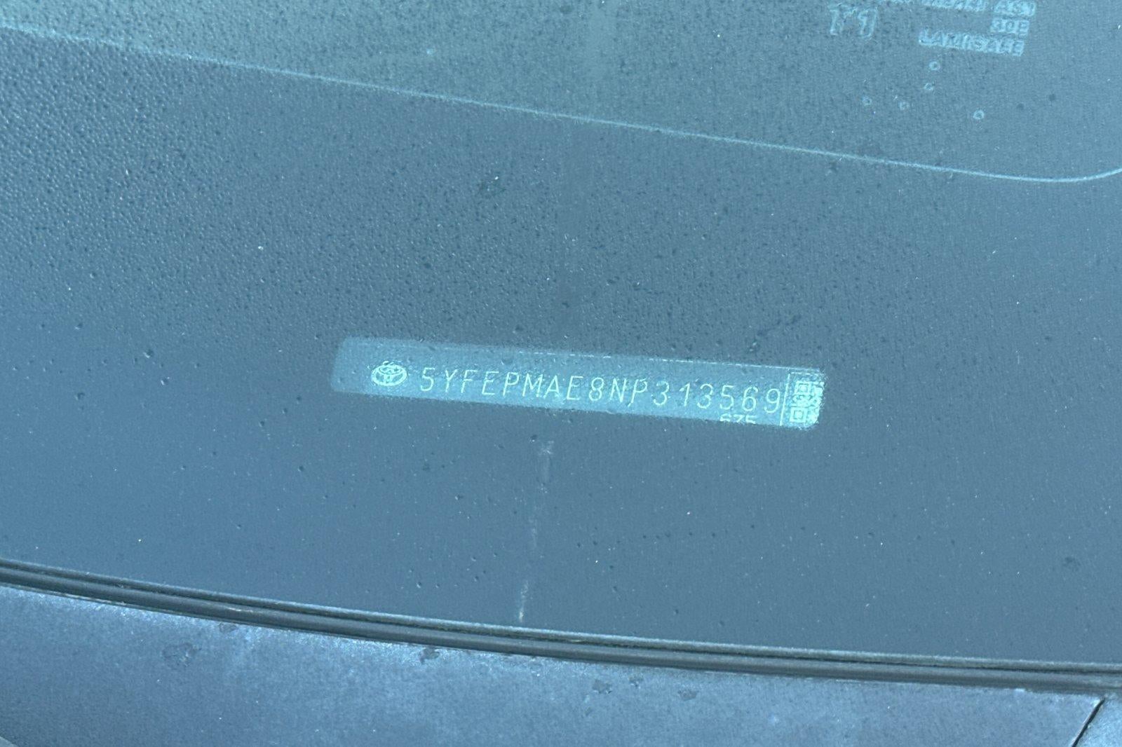 2022 Toyota Corolla LE