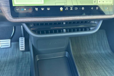 2022 RIVIAN R1T Adventure Package