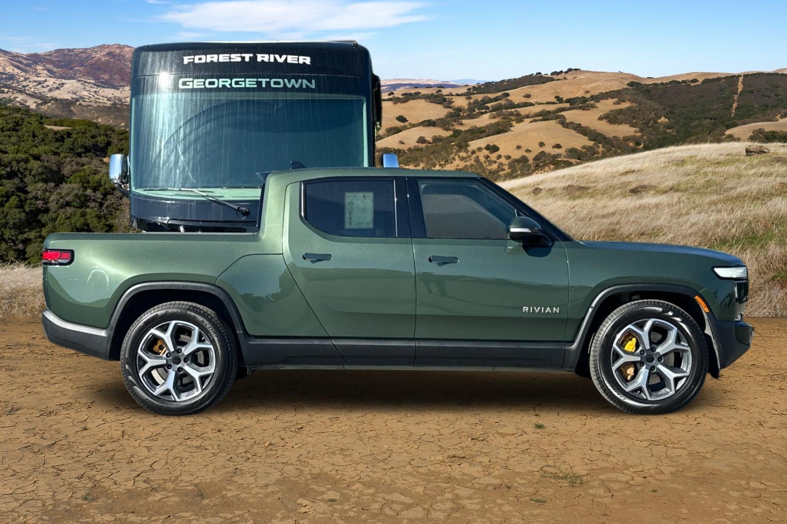 2022 RIVIAN R1T Adventure Package