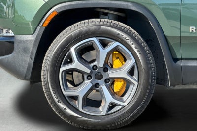 2022 RIVIAN R1T Adventure Package