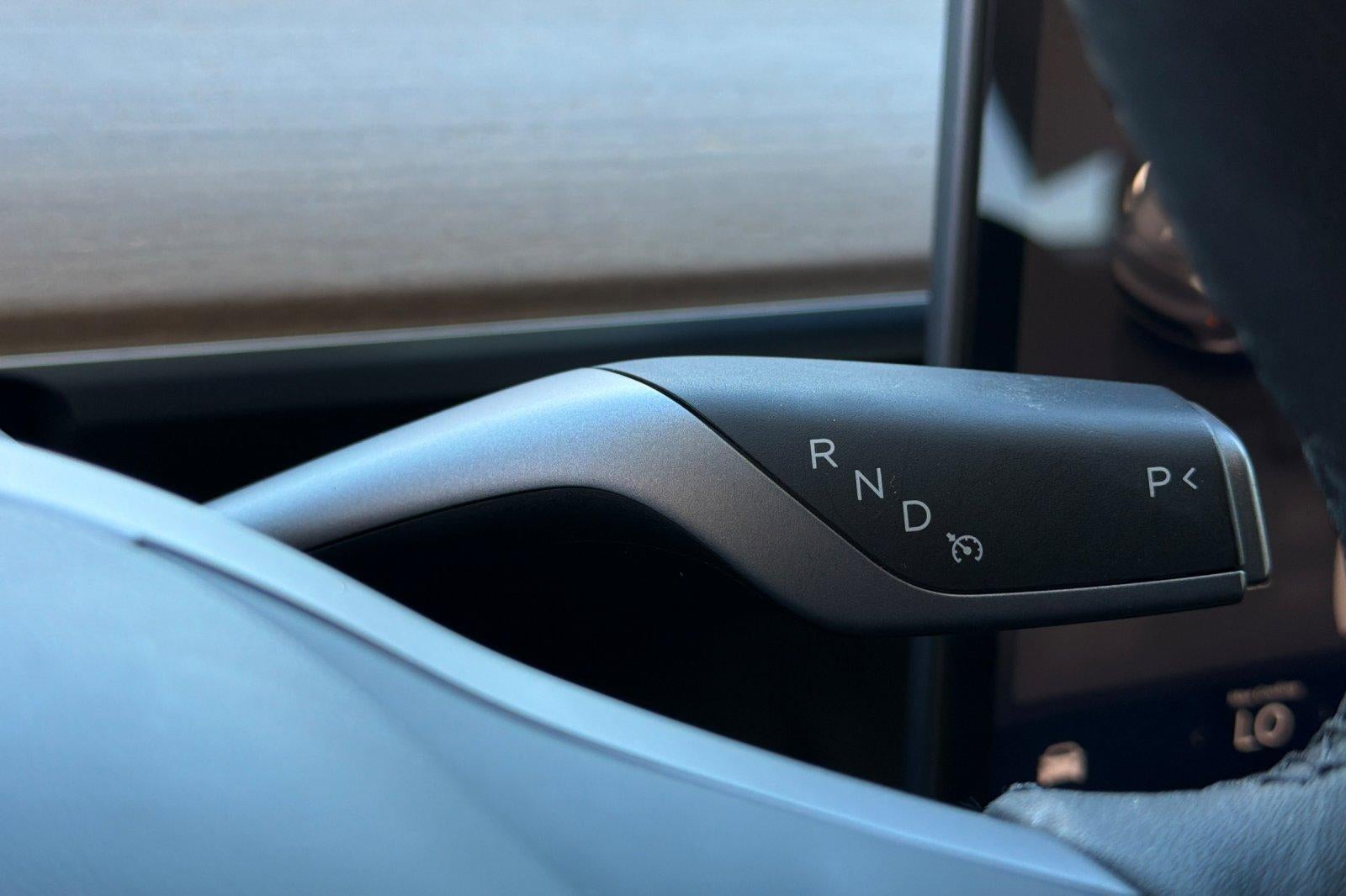 2024 Tesla Model Y Base