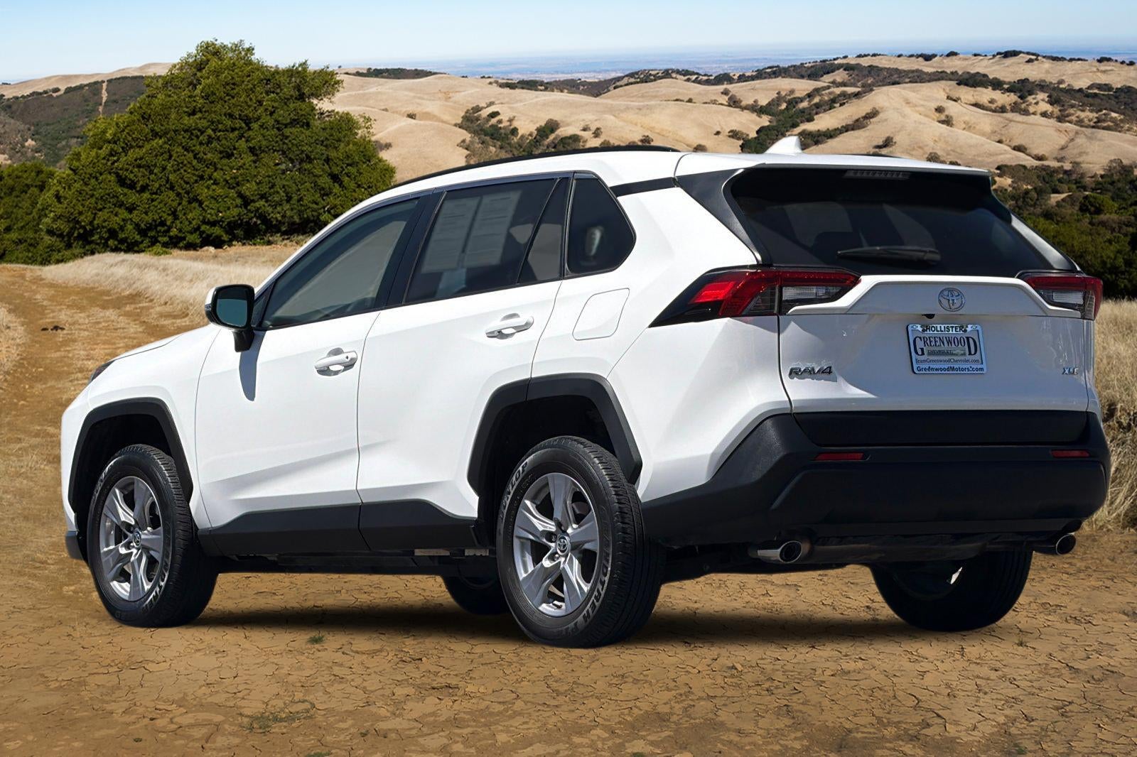 2023 Toyota RAV4 XLE