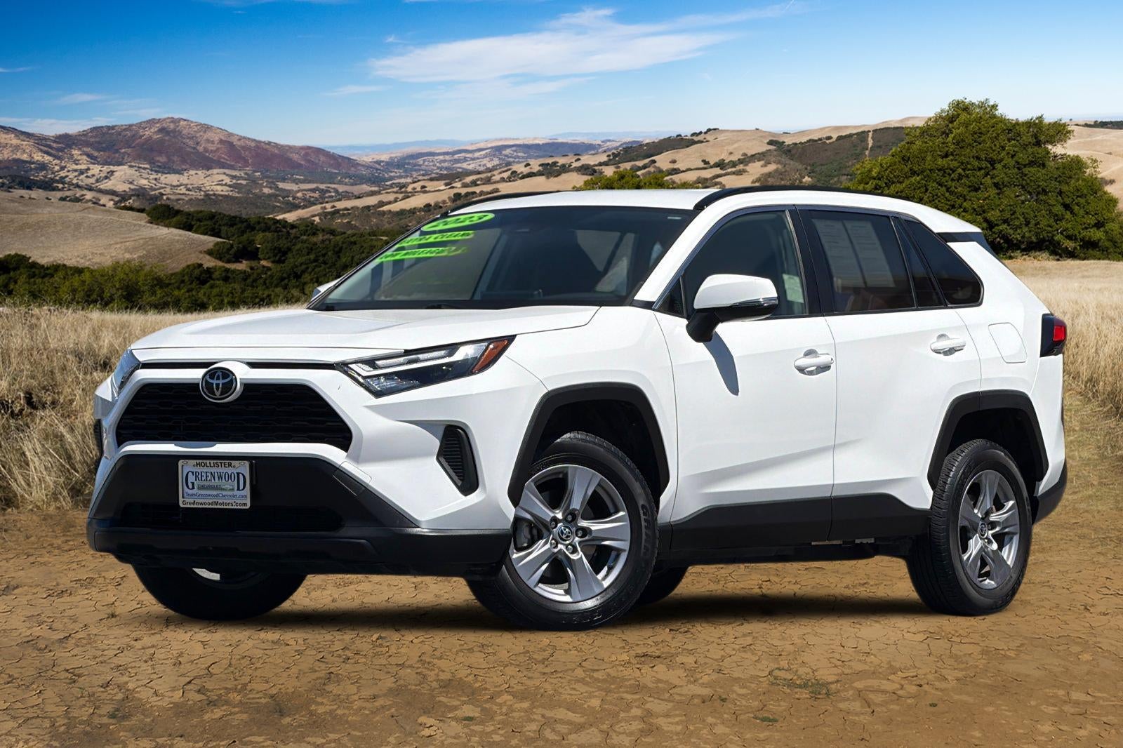2023 Toyota RAV4 XLE