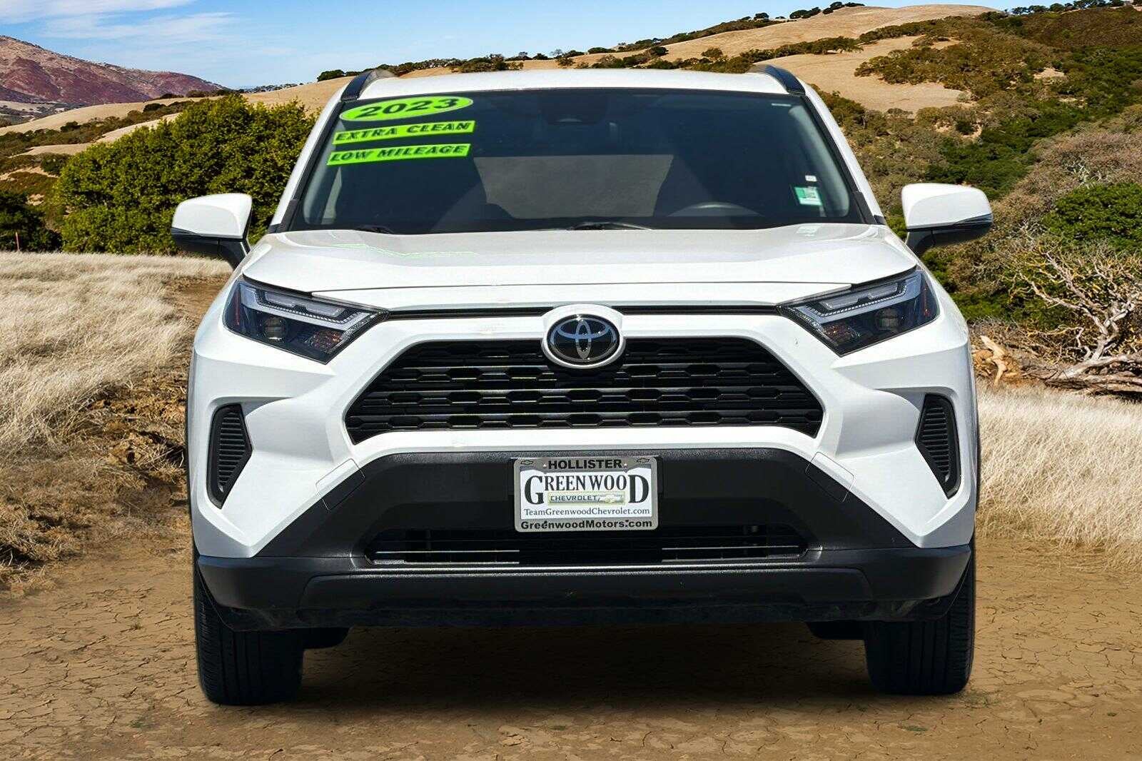 2023 Toyota RAV4 XLE