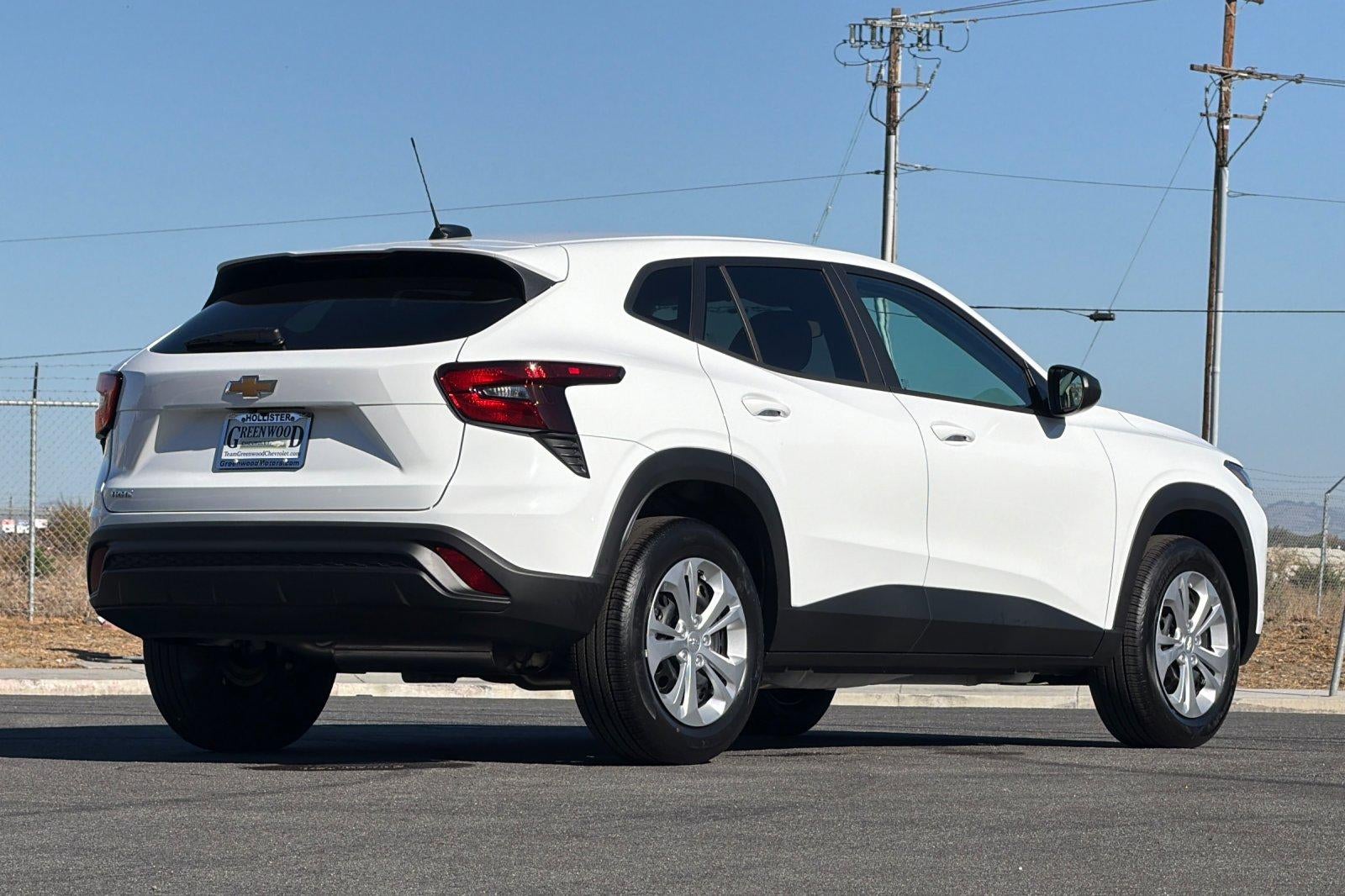 2026 Chevrolet Trax LS