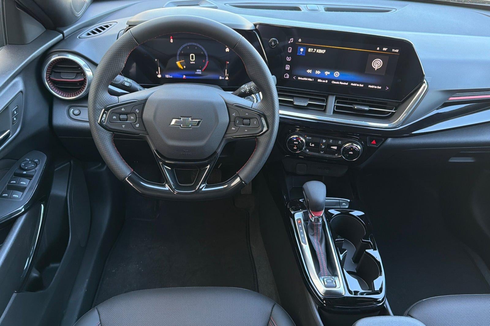2026 Chevrolet Trax RS - Photo 14