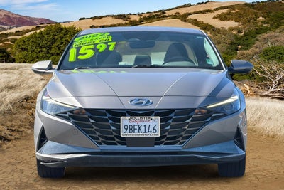 2022 Hyundai Elantra SEL